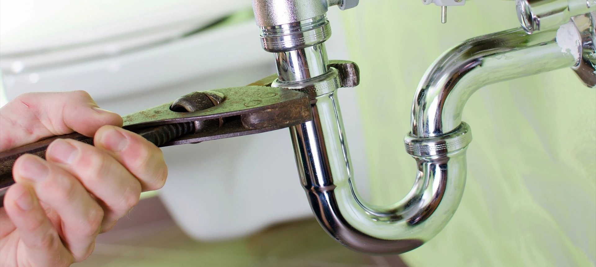 Professional Plumbing Services - Pacific Plumbing & Electric